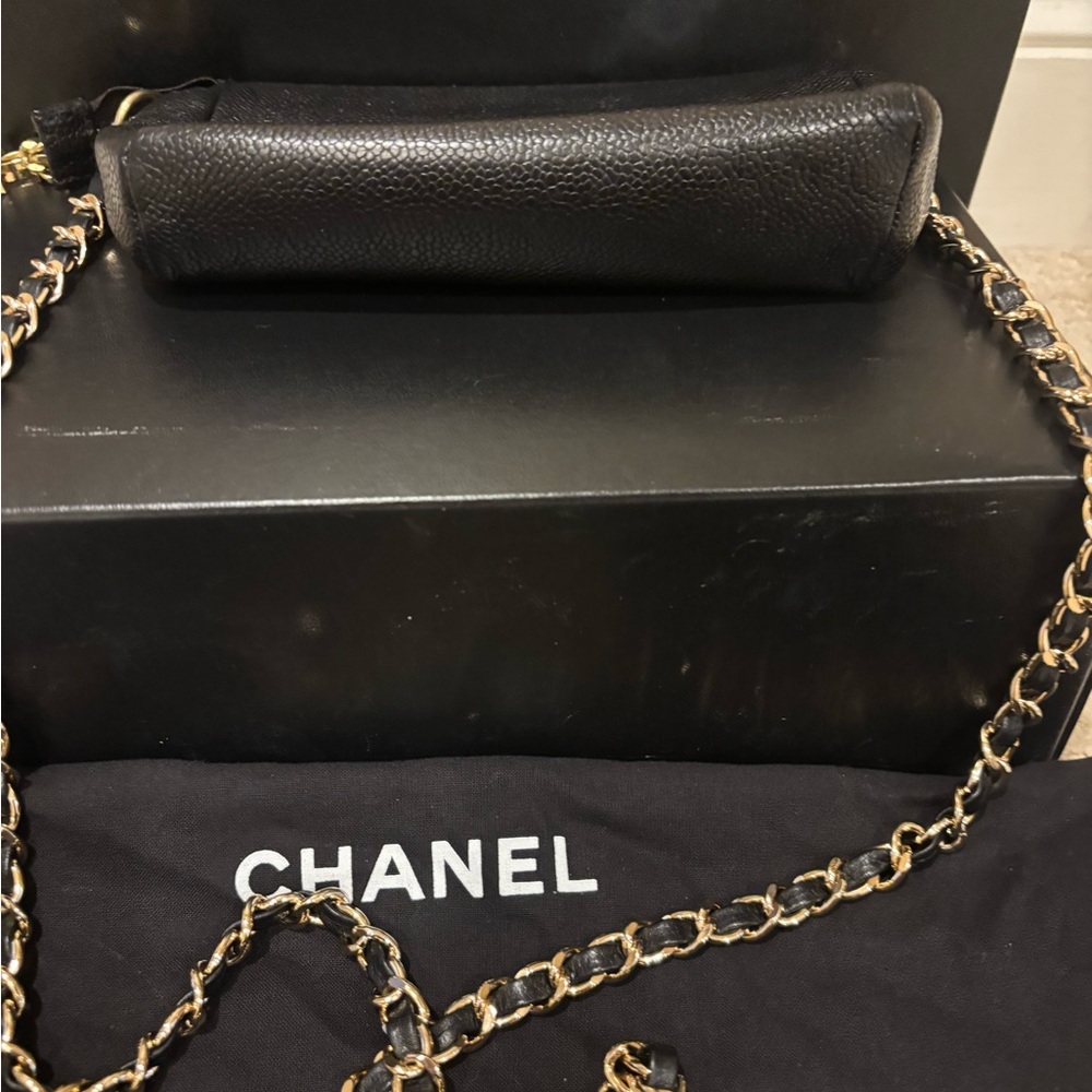 Chanel Black Leather Chain Bag - Picture 4 of 15